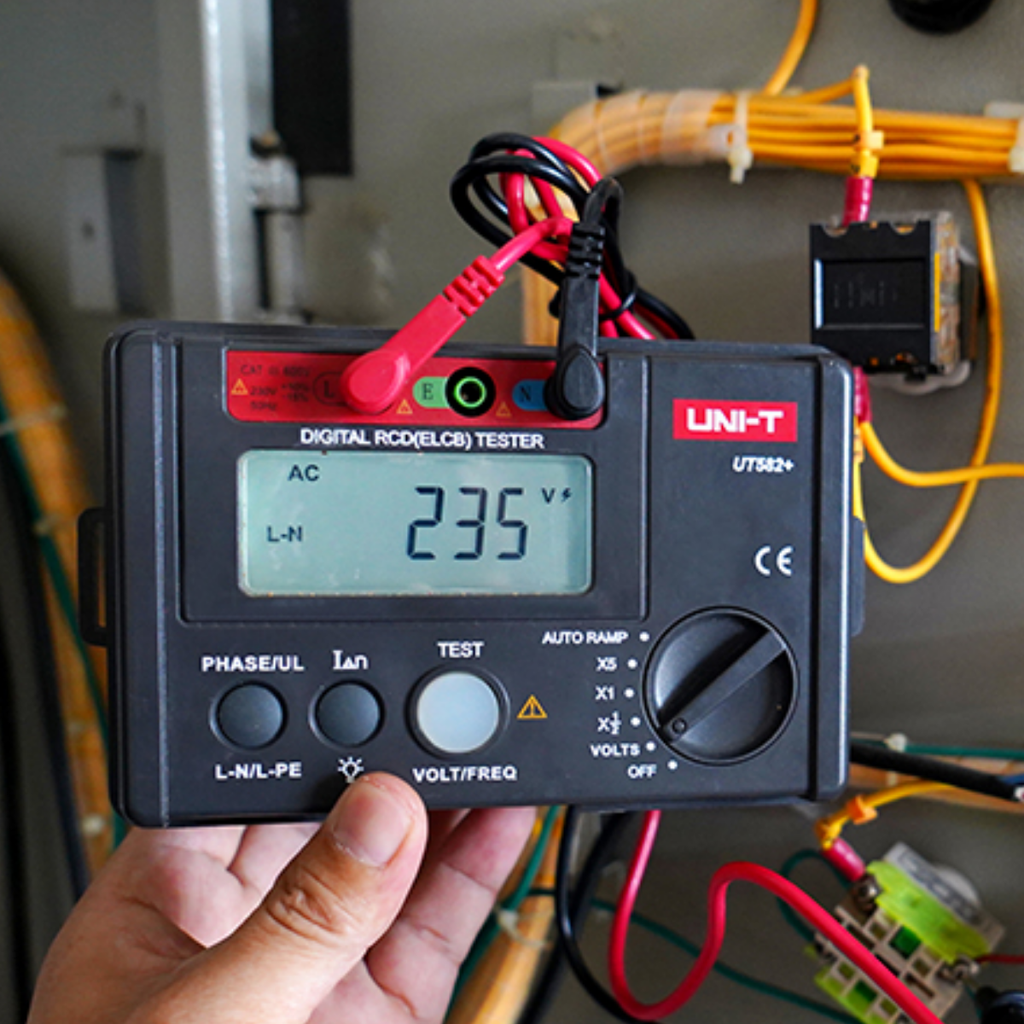 Probador de Interruptores Diferenciales y Disyuntores RCD